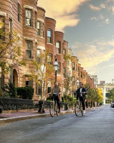 Внешний вид отеля Отель Four Seasons One Dalton Street