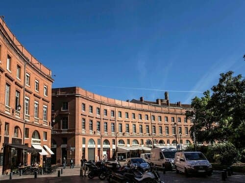 Внешний вид отеля Novotel Toulouse Centre Wilson в Тулузе