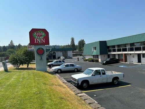 Внешний вид отеля Apple Tree Inn в Спокане