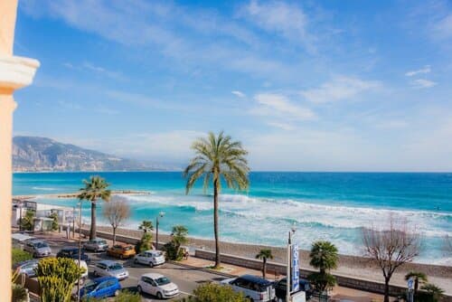 Внешний вид отеля Reine D'Azur Hotel в Рокбрюн-Кап-Мартене