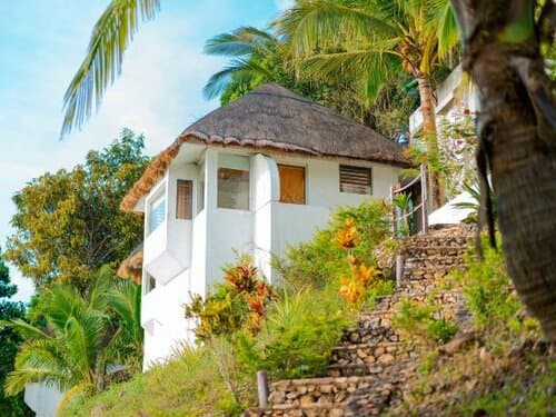 Внешний вид отеля Marina del Sol Resort & Yacht Club в Бусуанге