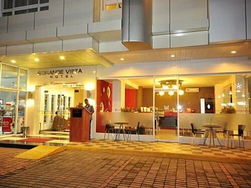 Внешний вид отеля Grande Vista Hotel в Пуэрто-Принсесе