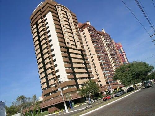 Внешний вид отеля Blue Tree Towers Millenium Porto Alegre в Порту-Алегри