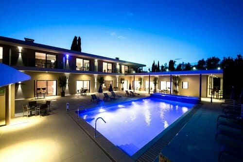 Внешний вид отеля Seventeen Hotel в Вальбонне