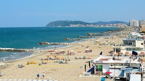 Внешний вид отеля Hotel Hamilton в Мизано-Адриатико