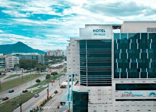Внешний вид отеля ESuites Hotel Recreio Shopping
