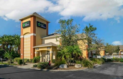 Внешний вид отеля Extended Stay America Suites Clearwater Carillon Park в Сент-Питерсберге