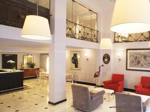 Внешний вид отеля Hotel Diana Dauphine в Страсбурге