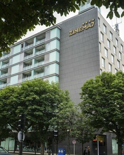 Внешний вид отеля Zinema7