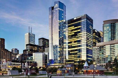 Внешний вид отеля Delta Hotels by Marriott Toronto