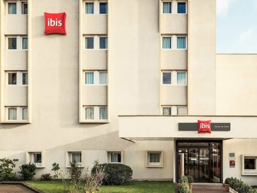 Внешний вид отеля Ibis Epinay-sur-Seine