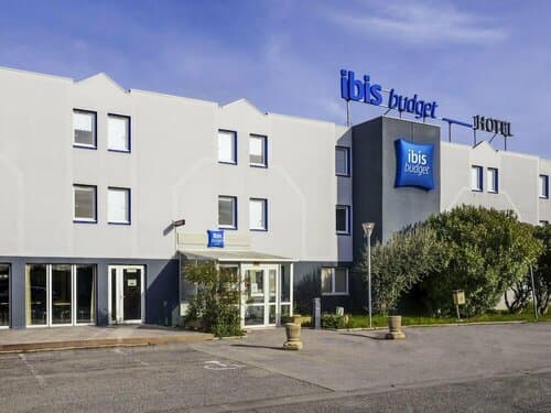 Внешний вид отеля Ibis budget Arles Sud Fourchon в Арле