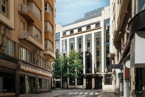 Внешний вид отеля Hotel Silken Coliseum в Сантандере