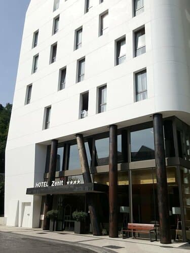Внешний вид отеля Zenit San Sebastián в Доностия-Сан-Себастьяне