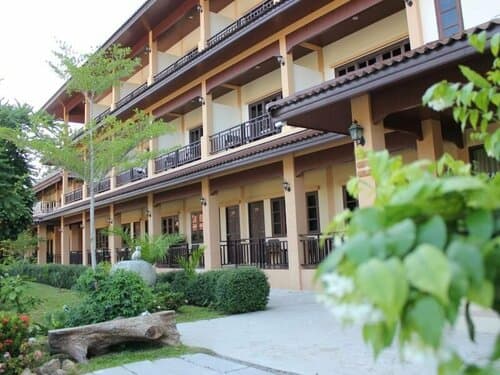 Внешний вид отеля Kanlaya Park Apartment Hotel в Баане Тае