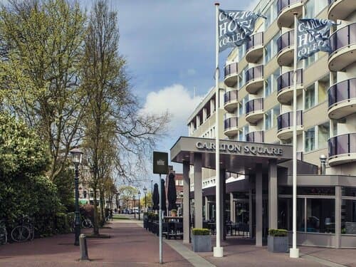 Внешний вид отеля Carlton Square Hotel