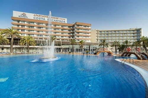 Внешний вид отеля Aparthotel Costa Encantada в Льорет-де-Маре