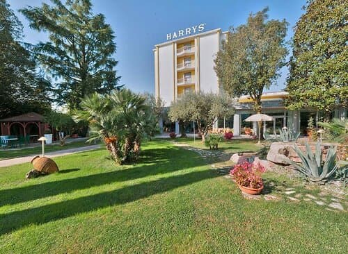 Внешний вид отеля Hotel Harry´s Garden в Абано-Терме