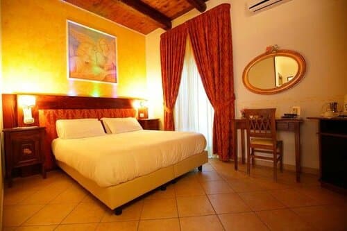 Внешний вид отеля Albergo La Fontanella в Ното