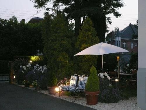 Внешний вид отеля Hôtel du Croisé в Марк-ан-Баруэле