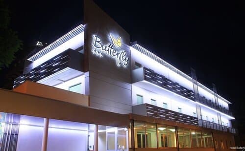 Внешний вид отеля Hotel Butterfly в Римини