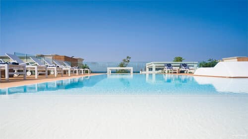 Внешний вид отеля Le Dune Suite Hotel в Порто Чезарео