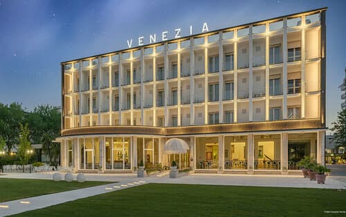 Внешний вид отеля Hotel Venezia Terme в Абано-Терме