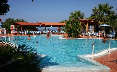 Внешний вид отеля Hotel Residence Le Playe в Рикади