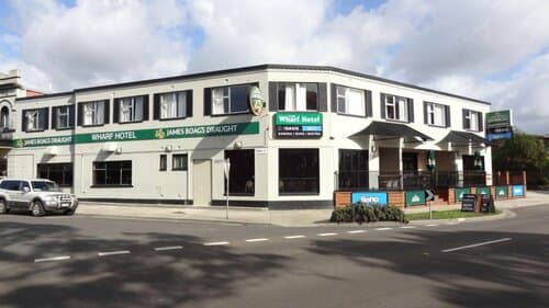 Внешний вид отеля The Wharf Hotel Wynyard