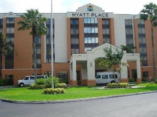 Внешний вид отеля Hyatt Place Miami Airport West/Doral