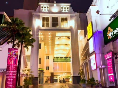 Внешний вид отеля Favehotel Braga в Бандунге