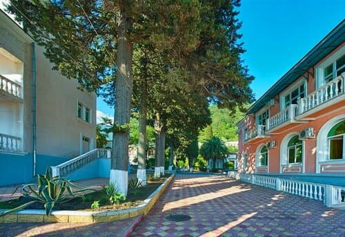 Внешний вид отеля Gagripsh в Гагре