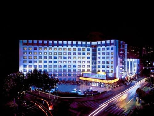 Внешний вид отеля Ruitai Hongqiao Hotel в Чаннине