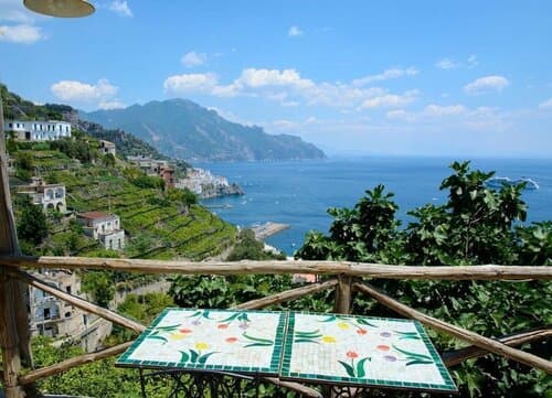 Внешний вид отеля Villa Rina в Амальфи