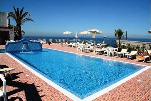 Внешний вид отеля Hotel Albatros в Форио