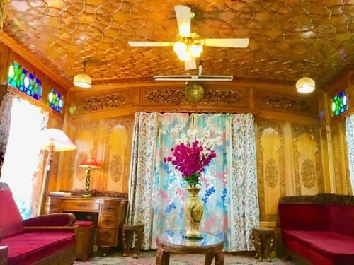 Внешний вид отеля Ritz HouseBoat Srinagar