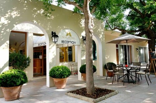 Внешний вид отеля Mercure Marseille Centre Bompard La Corniche в Марсели