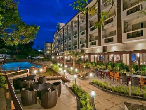 Внешний вид отеля Nagoa Grande Resort & SPA в Бардеже