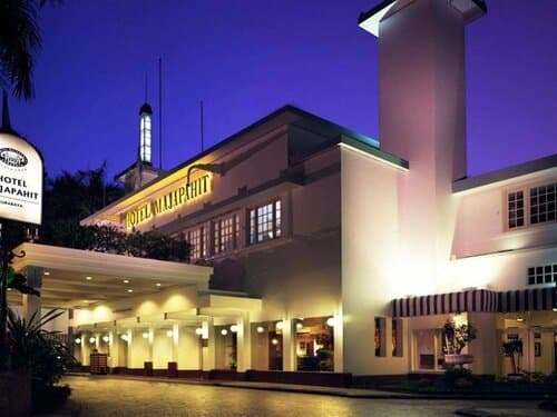 Внешний вид отеля Hotel Majapahit Surabaya - MGallery