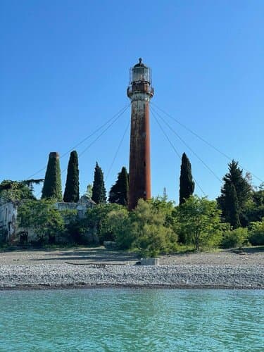 Внешний вид отеля Мыс Сухума