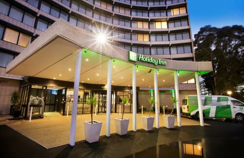 Внешний вид отеля Holiday Inn Melbourne Airport в Мельбурне