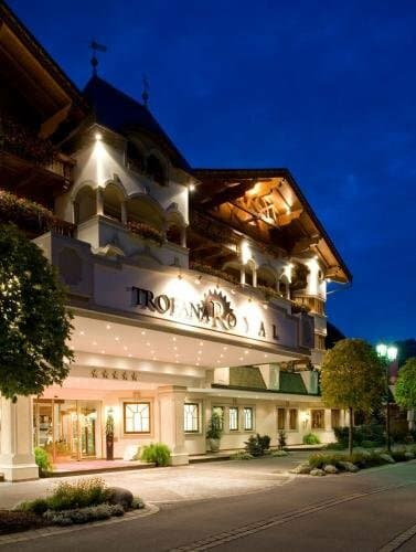 Внешний вид отеля Hotel Trofana Royal