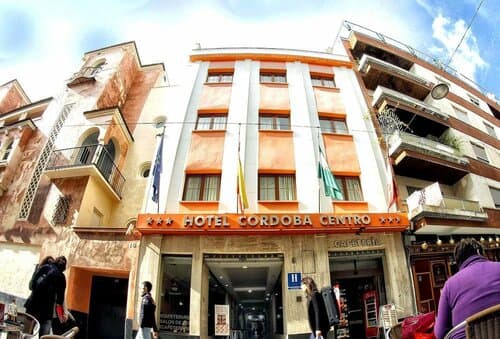 Внешний вид отеля Hotel Córdoba Centro в Кордове