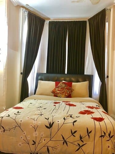 Внешний вид отеля Comfy Guest House в Торонто