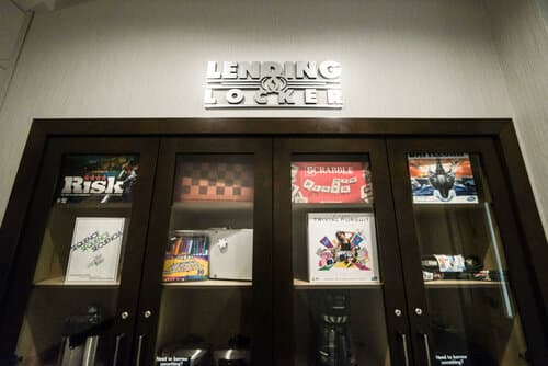 Внешний вид отеля Candlewood Suites West Edmonton - Mall Area, an Ihg Hotel