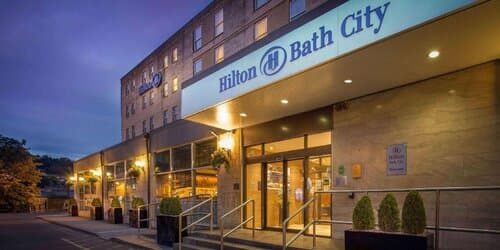 Внешний вид отеля DoubleTree by Hilton Bath в Бате