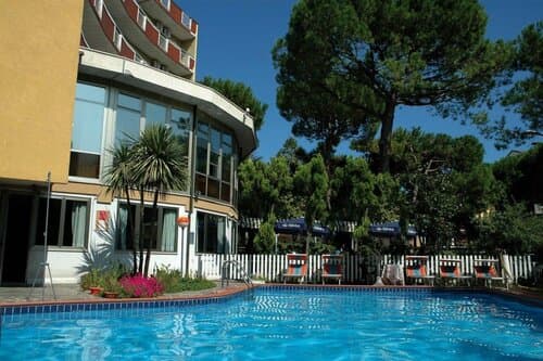 Внешний вид отеля Hotel Schiller