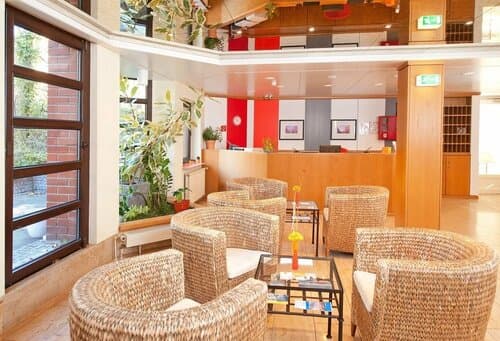 Внешний вид отеля Tante ALMA's Bonner Hotel в Бонне