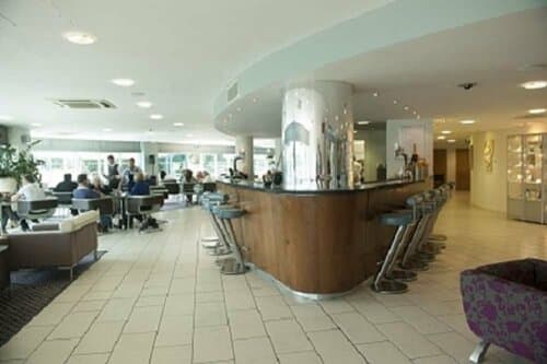 Внешний вид отеля Captains Club Hotel