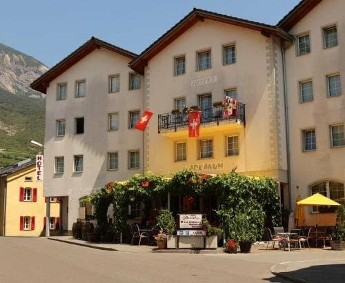 Внешний вид отеля Hotel Arkanum